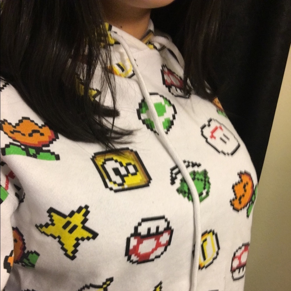 💕Mario crop top hoddie💕